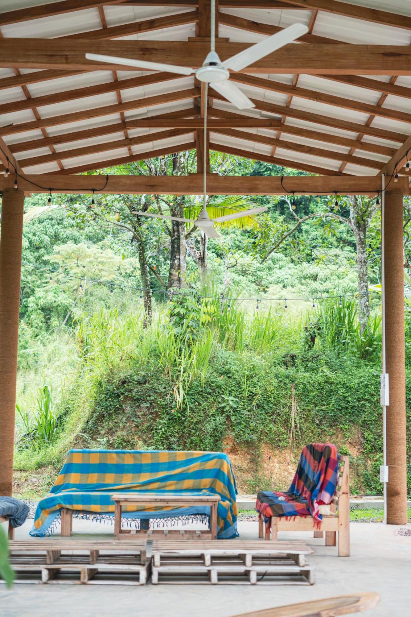 Hostel Singha Lounge Unawatuna Exteriér fotografie